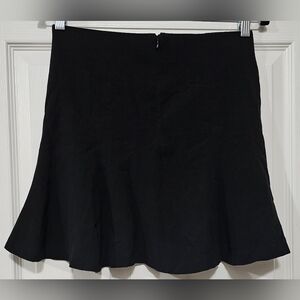 The Limited Black Skirt Womens Size 2 Black Swing Stretch Back Zipper